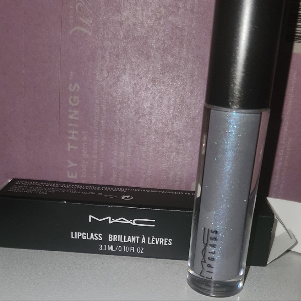 MAC Cosmetics Lipglass NEW GALAXY